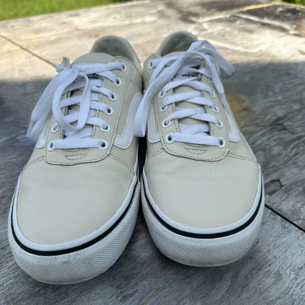 Vans Old Skool Women’s 9.5 White Athletic Skateboard Walking Shoes Sneakers